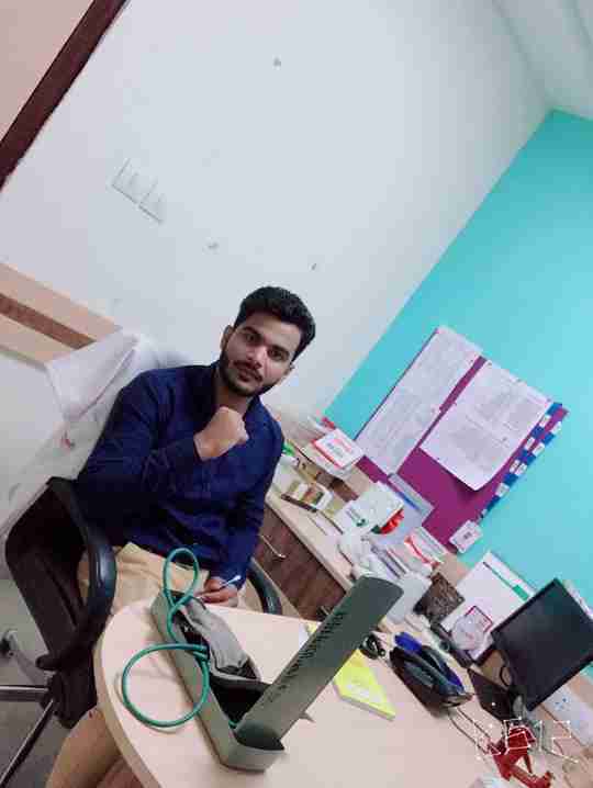 Dr. Sonit Sharma's profile on Curofy